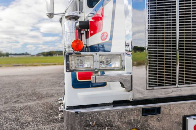 1985 Peterbilt 359