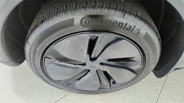 2026 Tesla Model Y Long Range