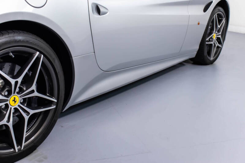 2016 Ferrari California T