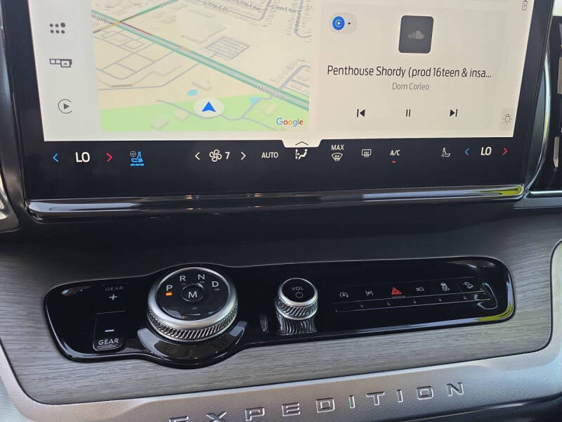 2025 Ford Expedition MAX Platinum