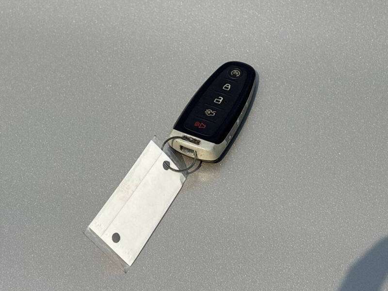 2018 Ford Taurus Limited