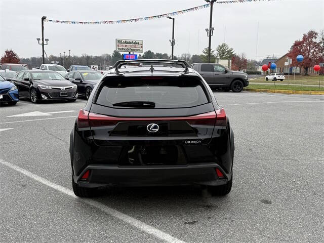2019 Lexus UX 250h Luxury