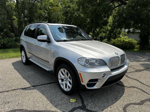 2013 BMW X5 for sale at Greystone Auto Group in Grand Rapids MI