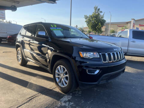 2017 Jeep Grand Cherokee Laredo E