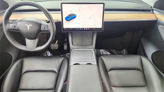 2025 Tesla Model Y Long Range