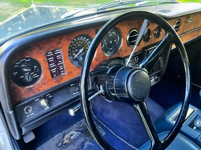 1977 Rolls-Royce Silver Shadow