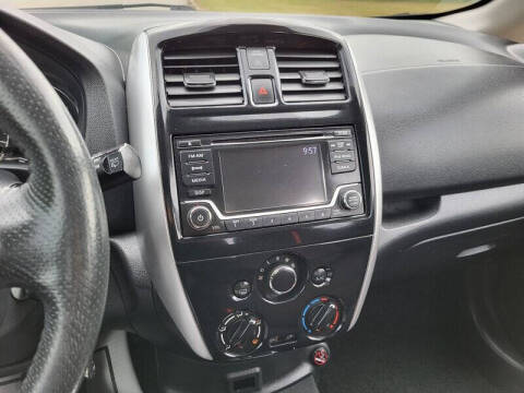 2017 Nissan Versa Note SR