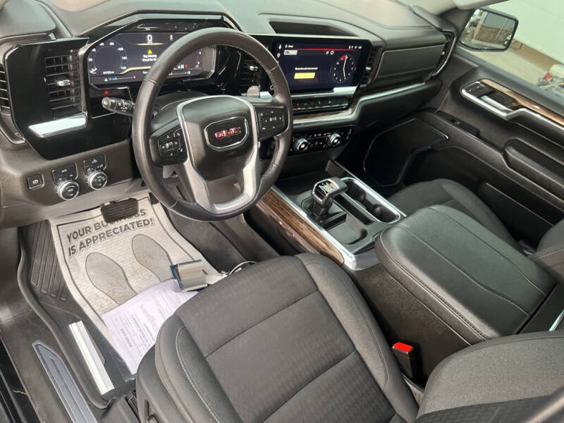 2023 GMC Sierra 1500