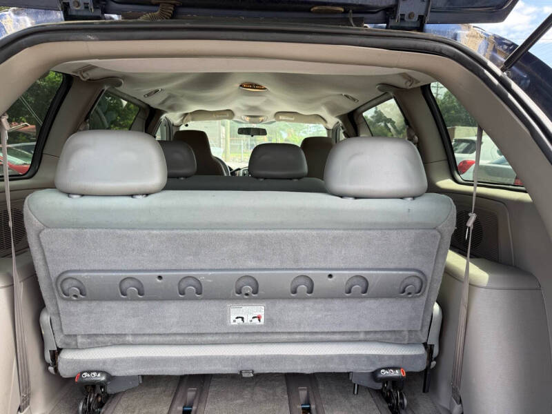 2002 Dodge Caravan SE