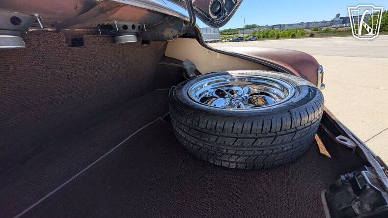 1952 Chevrolet Deluxe