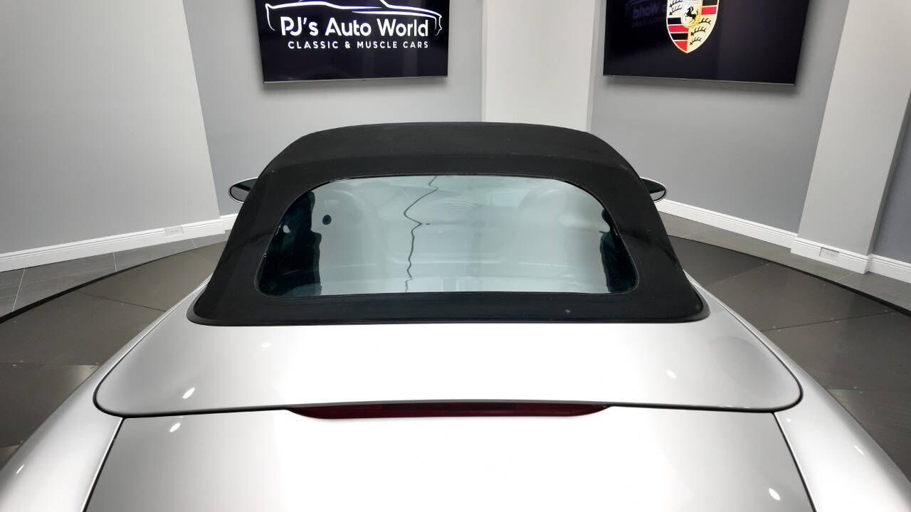2001 Porsche Boxster 19