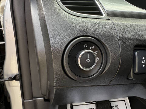 2011 Ford Taurus SEL