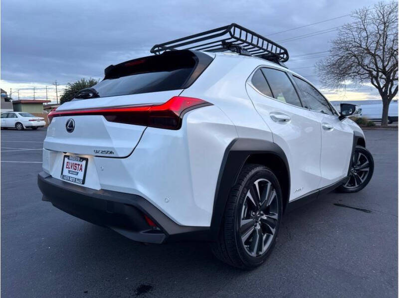 2020 Lexus UX 250h
