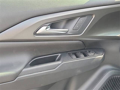 2026 Chevrolet Equinox EV LT 1