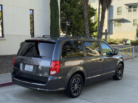 2017 Dodge Grand Caravan GT