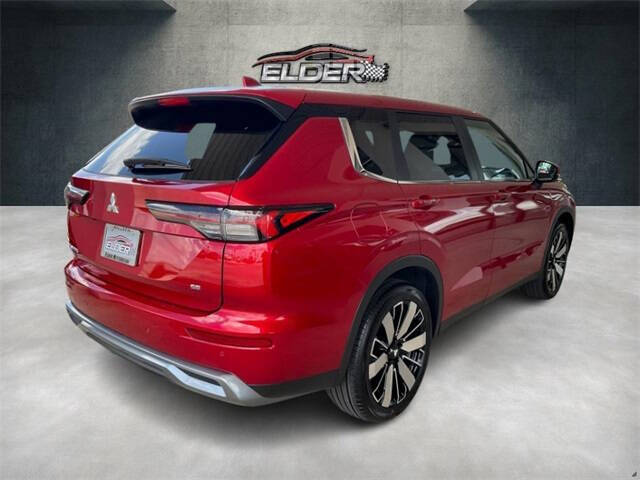 2025 Mitsubishi Outlander SE