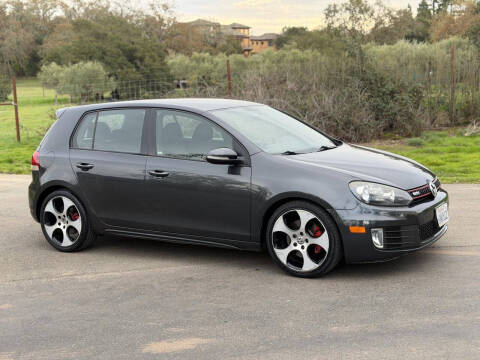 2012 Volkswagen GTI Base PZEV
