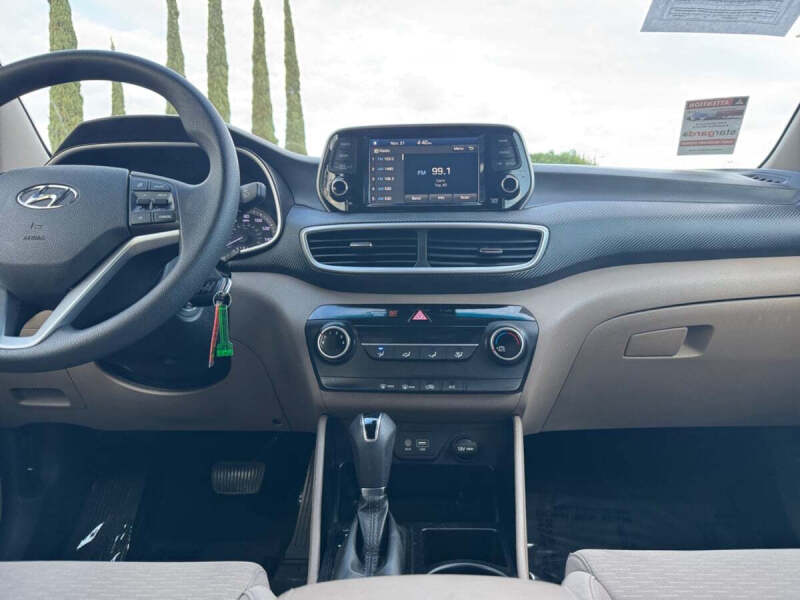 2020 Hyundai Tucson SE