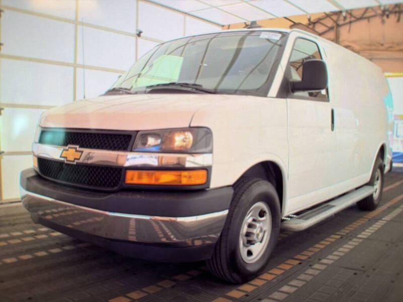 2024 Chevrolet Express 2500