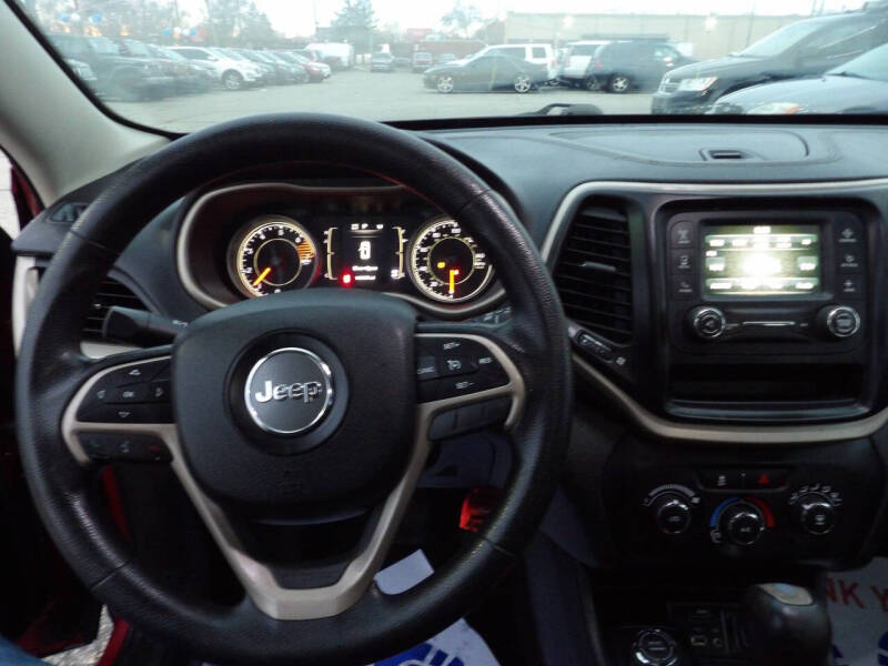 2016 Jeep Cherokee Sport