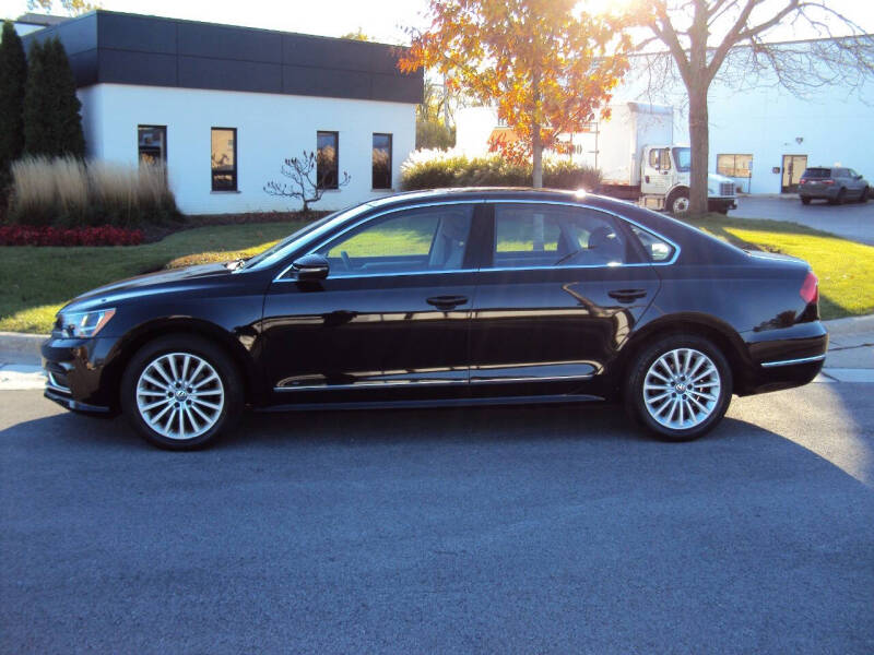 2016 Volkswagen Passat SE photo 3