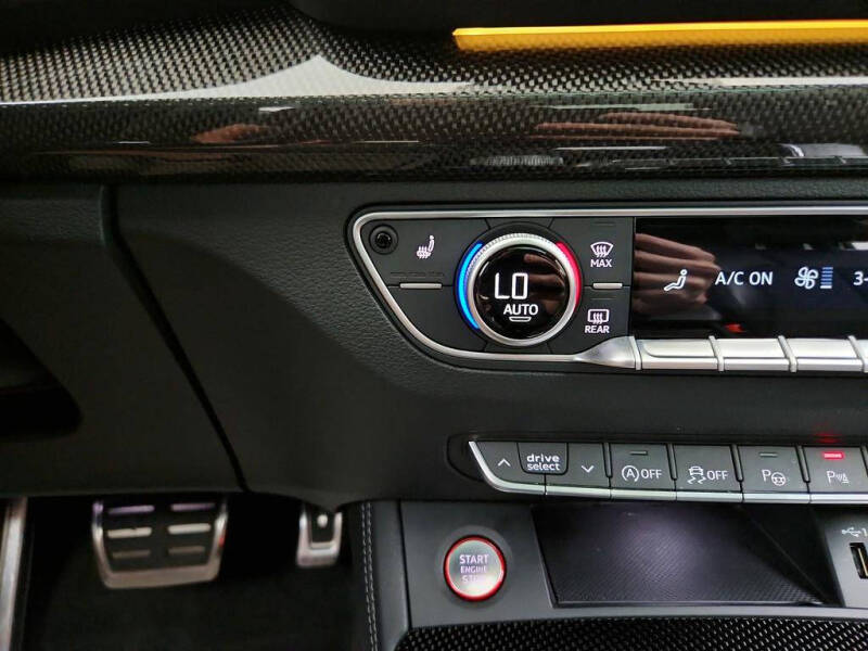 2023 Audi SQ5 3.0T quattro Prestige