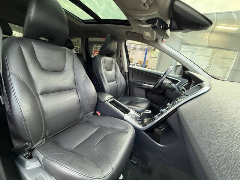 2015 Volvo XC60 3.2 Premier