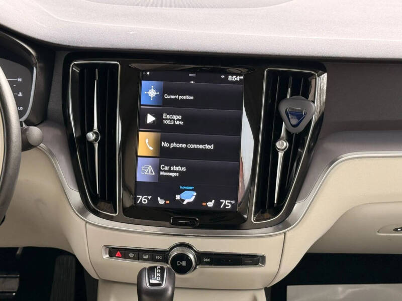 2019 Volvo S60 T6 Momentum