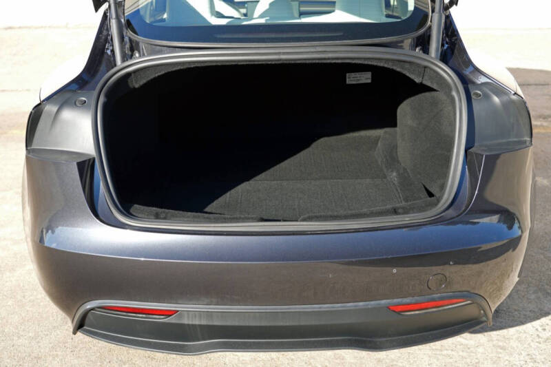 2024 Tesla Model 3