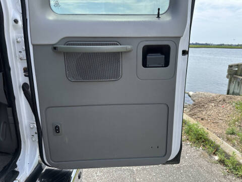 2014 Ford E-Series E-350 SD XLT