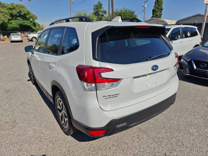 2022 Subaru Forester Premium