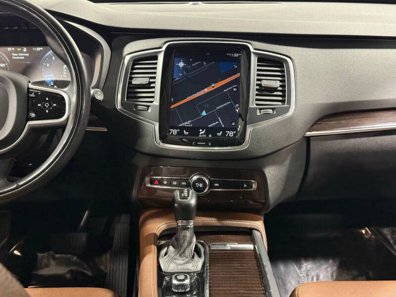 2019 Volvo XC90 T6 Momentum