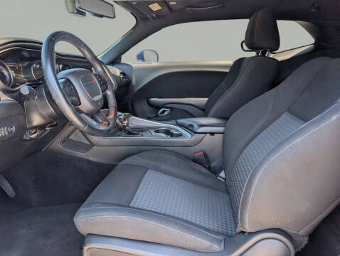 2022 Dodge Challenger SXT