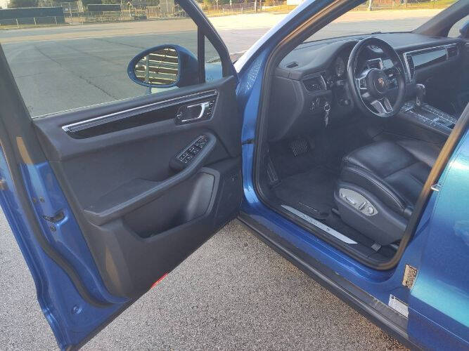 2015 Porsche Macan S