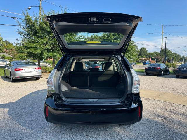 2012 Toyota Prius v Five