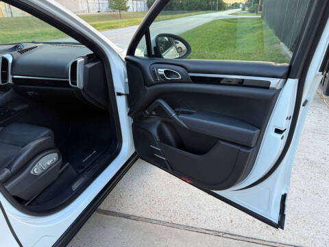 2012 Porsche Cayenne Tiptronic