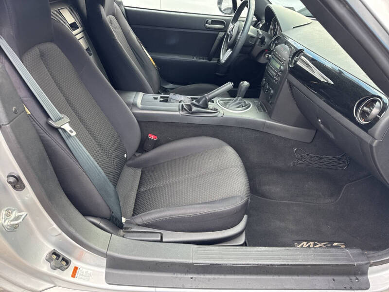 2007 Mazda MX-5 Miata Sport