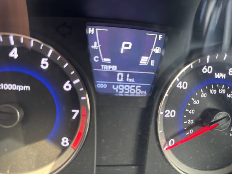 2012 Hyundai Accent SE