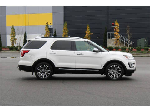 2017 Ford Explorer Platinum
