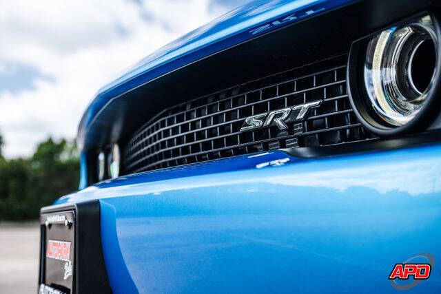 2015 Dodge Challenger SRT Hellcat