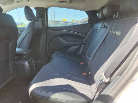 2021 Ford Mustang Mach-E Select