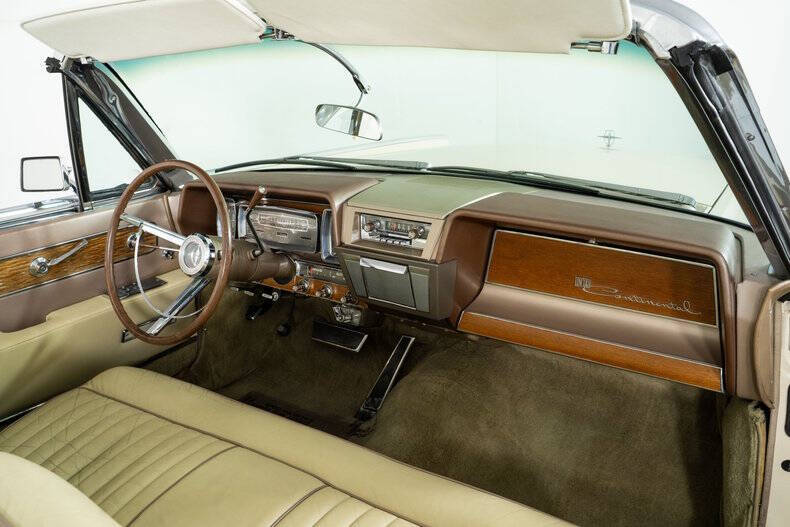 1962 Lincoln Continental
