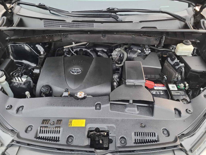 2018 Toyota Highlander SE