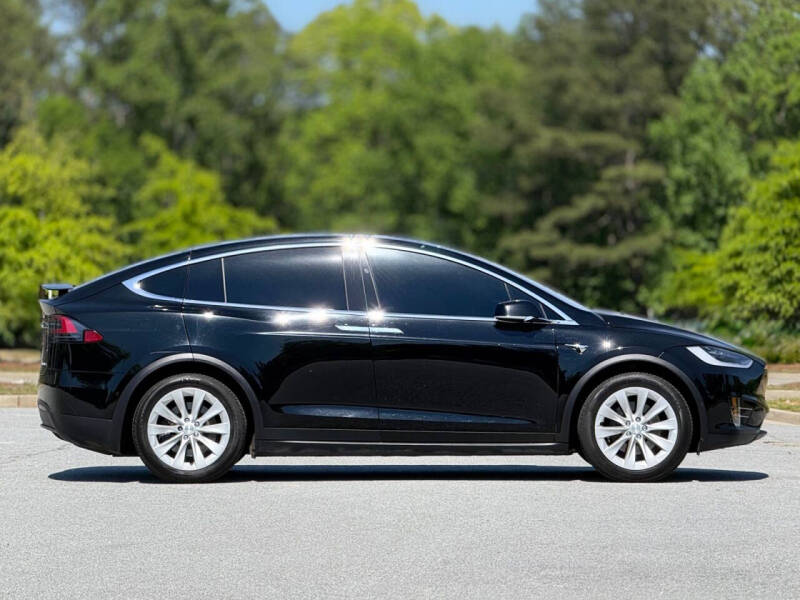 2019 Tesla Model X Standard Range