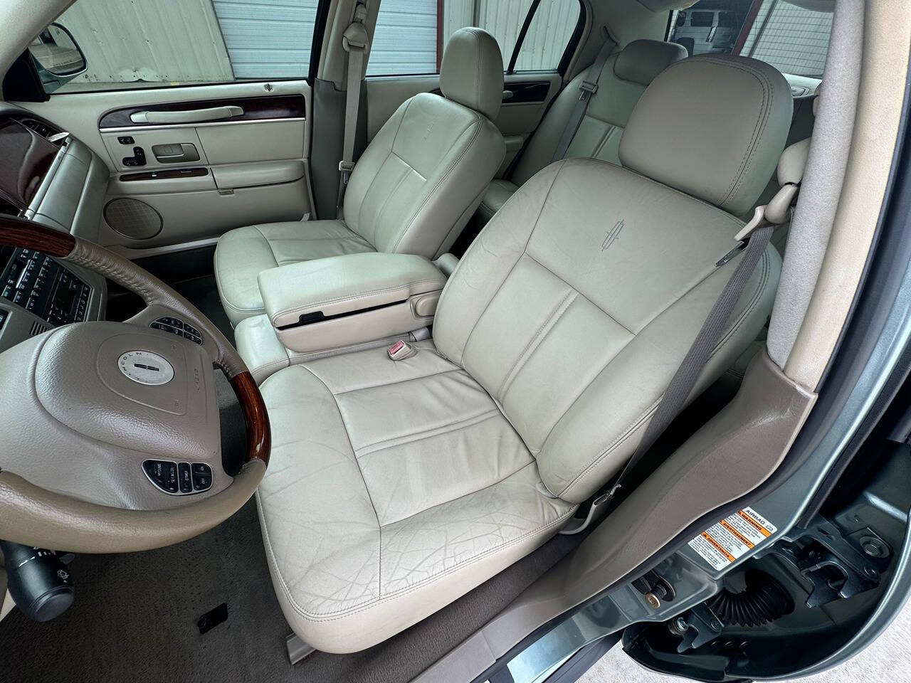 2004 Lincoln Town Car for sale at Carnival Car Company in Victoria, TX