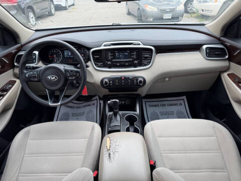 2016 Kia Sorento LX