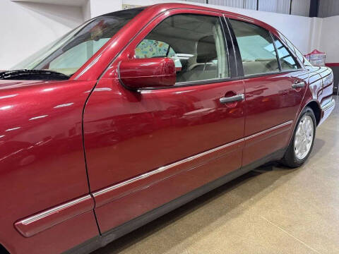 1999 Mercedes-Benz E-Class E 320