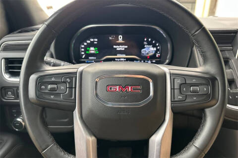 2023 GMC Yukon SLT
