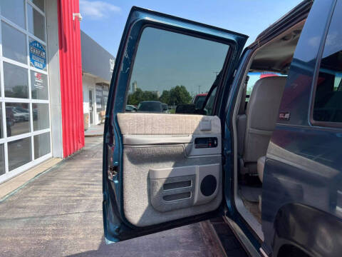 1994 GMC Suburban K2500