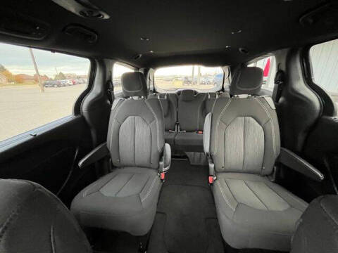 2022 Chrysler Pacifica Touring